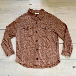 Zenana Women’s Shacket Sz M Brown Flecks of White Boxy Fit Diagonal Side Pockets